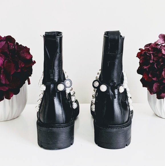 NWT Zara pearl and silver studded moto boots - Picture 13 of 16